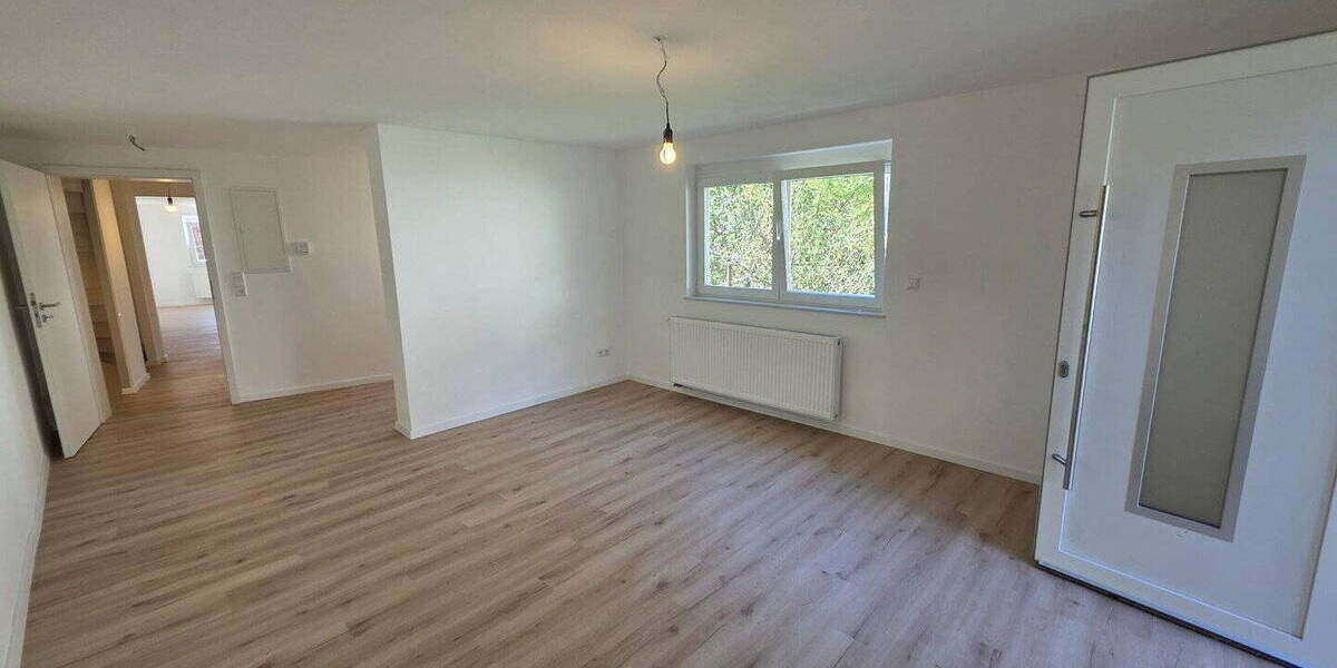 Doppelhaushälfte Nürtingen-Neckarhausen Neckarhausen - 8 Zimmer, 135 m&sup2;, 498.000&euro; | Angebot:25782132