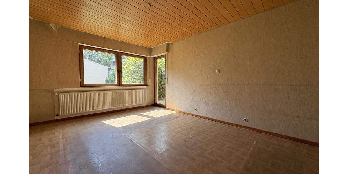 Mehrfamilienhaus, Wohnhaus Steinenbronn - 8 Zimmer, 155 m&sup2;, 690.000&euro; | Angebot:25748771