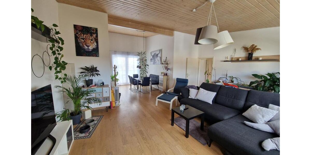 Dachgeschoßwohnung Kornwestheim - 5.5 Zimmer, 105 m&sup2;, 1.565&euro; | Angebot:25903883