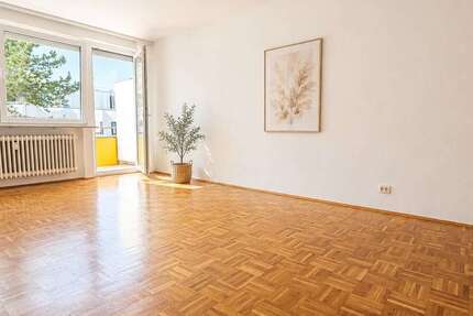 Wohnung Stuttgart / Möhringen Möhringen - 4 Zimmer, 74 m&sup2;, 280.000&euro; | Angebot:27323896