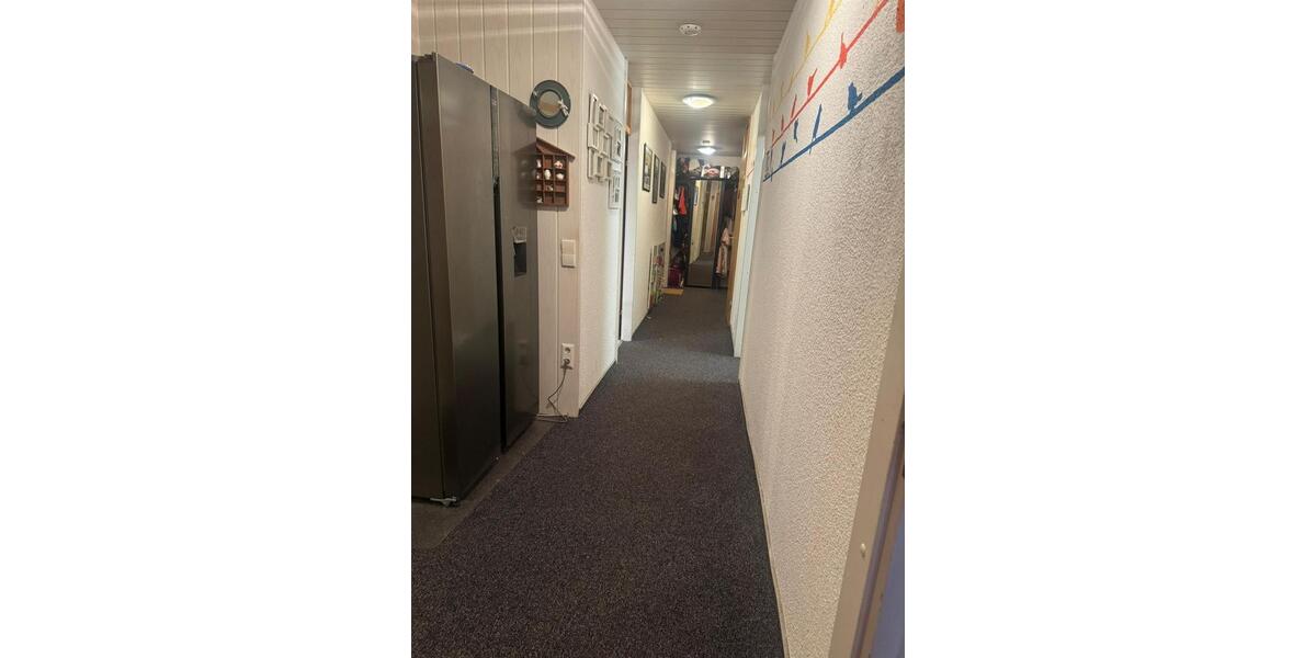 Etagenwohnung Sindelfingen Eichholz - 4.5 Zimmer, 110 m&sup2;, 340.000&euro; | Angebot:24561136