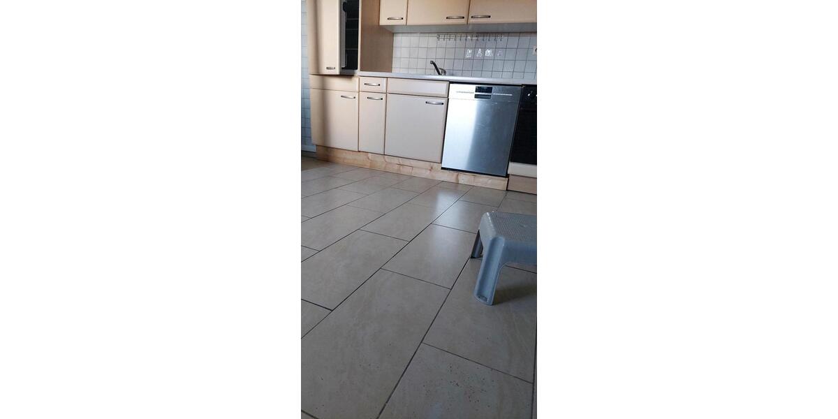 Etagenwohnung Markgröningen - 3 Zimmer, 93 m&sup2;, 1.200&euro; | Angebot:25710215