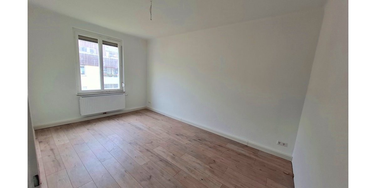 Solides 6-FH in S-Bad Cannstatt: Ruhige Top-Lage nahe Zentrum. Gepflegte Anlage ohne Überraschung! - Mehrfamilienhaus, Wohnhaus Stuttgart / Bad Cannstatt Bad Cannstatt (Stadtbezirk) | Angebot:27313305