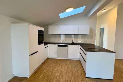 Wohnung Remseck am Neckar - 3 Zimmer, 90 m&sup2;, 1.660&euro; | Angebot:25977062