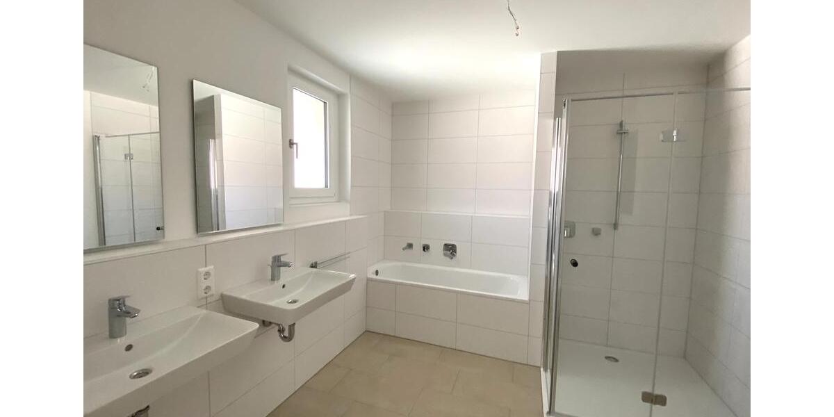 Erdgeschoßwohnung Leonberg - 4 Zimmer, 105 m&sup2;, 1.783&euro; | Angebot:23644751