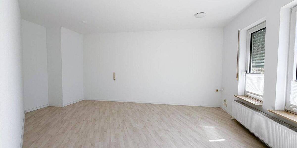 Etagenwohnung Ludwigsburg Mitte - 2 Zimmer, 73 m&sup2;, 850&euro; | Angebot:26697323