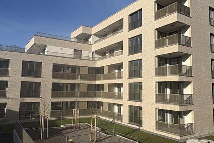 Wohnung Leonberg - 3 Zimmer, 80 m&sup2;, 1.529&euro; | Angebot:23644742