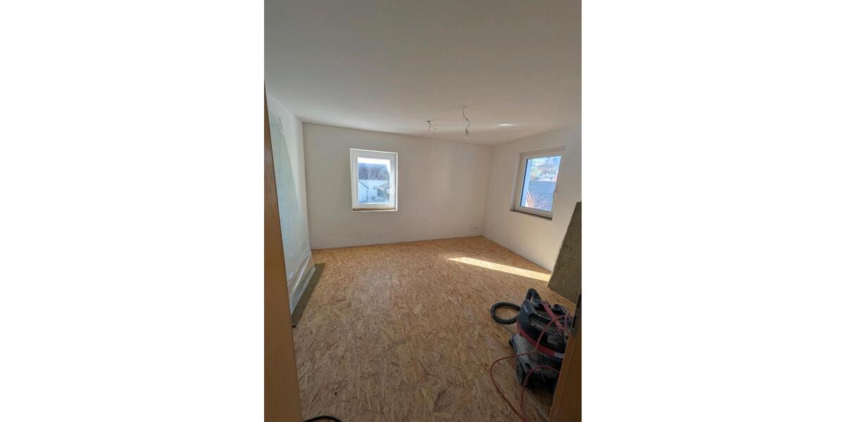 Maisonettenwohnung Denkendorf - 4.5 Zimmer, 120 m&sup2;, 2.100&euro; | Angebot:25953946