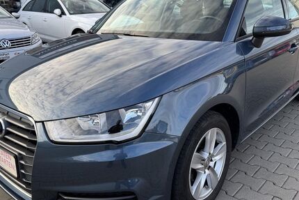 Audi A1 92.350 km 11.900 &euro; Kirchheim unter teck 73230