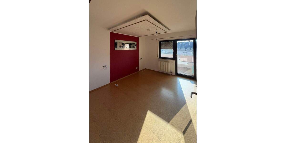 Etagenwohnung Tamm - 3 Zimmer, 84 m&sup2;, 287.000&euro; | Angebot:25706139