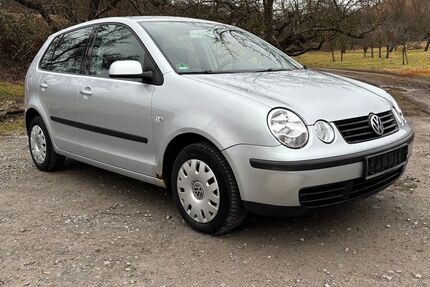VW Polo 82.138 km 2.550 &euro; Korb 71404