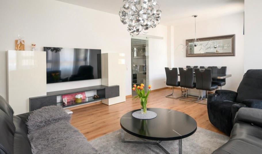 Etagenwohnung Marbach am Neckar - 4 Zimmer, 108 m&sup2;, 449.000&euro; | Angebot:24980143