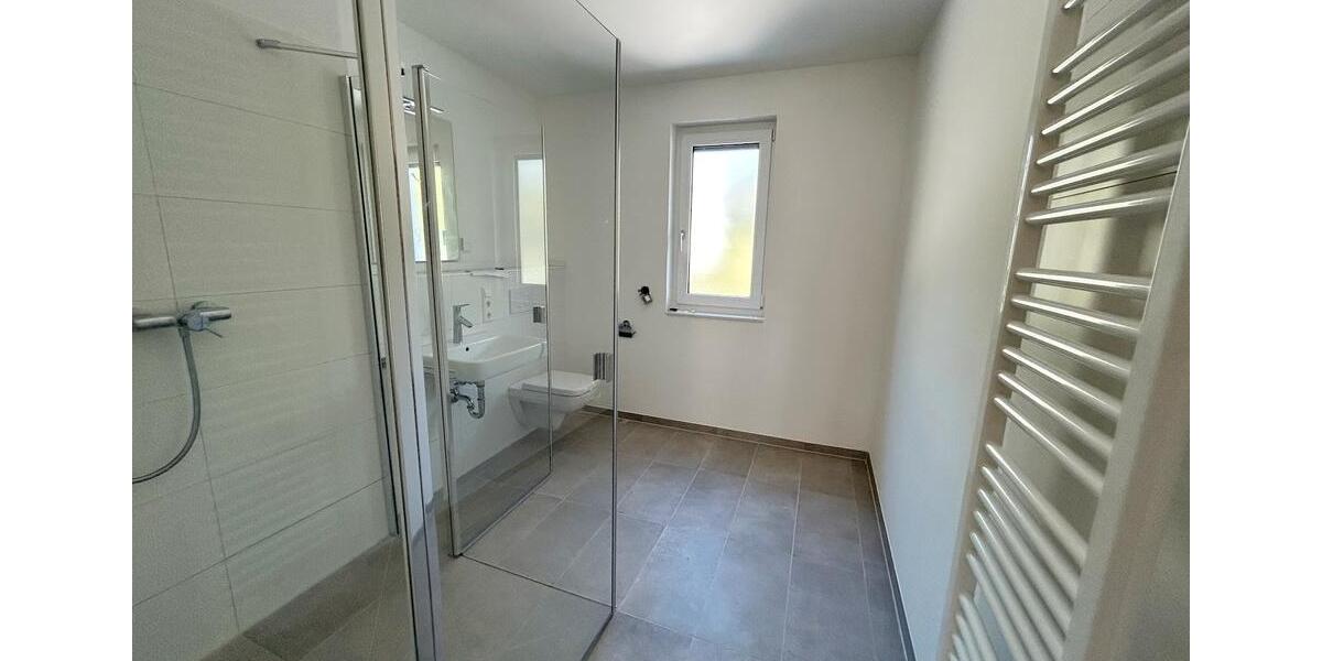 Terrassenwohnung Stuttgart Luginsland - 3 Zimmer, 76 m&sup2;, 1.250&euro; | Angebot:25920873