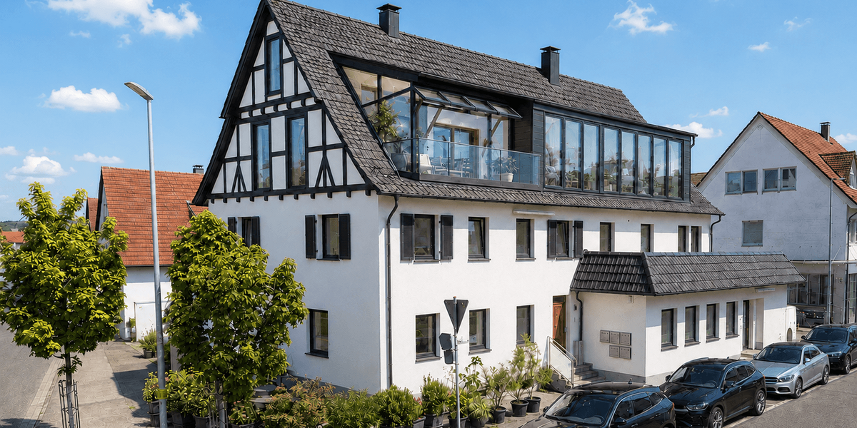 3 Zi. Dachgeschosswohnung mit zusätzlich ca. 43 m² Bühnengrundfl. Galerie- od. Maisonette-Potenzial - Dachgeschoßwohnung Weilheim an der Teck | Angebot:27532421