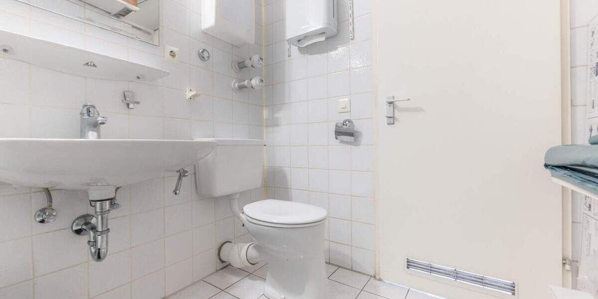 Etagenwohnung Stuttgart Asemwald - 2 Zimmer, 63 m&sup2;, 199.000&euro; | Angebot:25685457