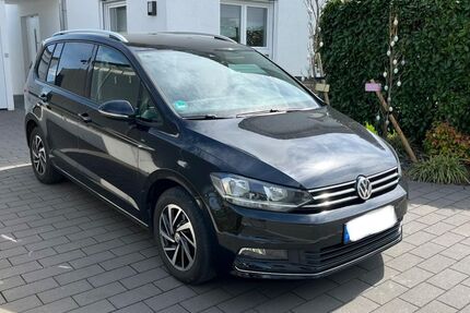 VW Touran 135.180 km 21.600 &euro; Oppenweiler 71570