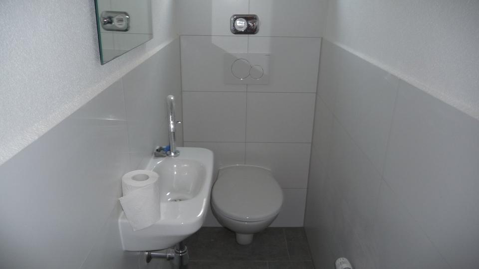 Dachgeschoßwohnung Sachsenheim - 3 Zimmer, 83 m&sup2;, 900&euro; | Angebot:26665997