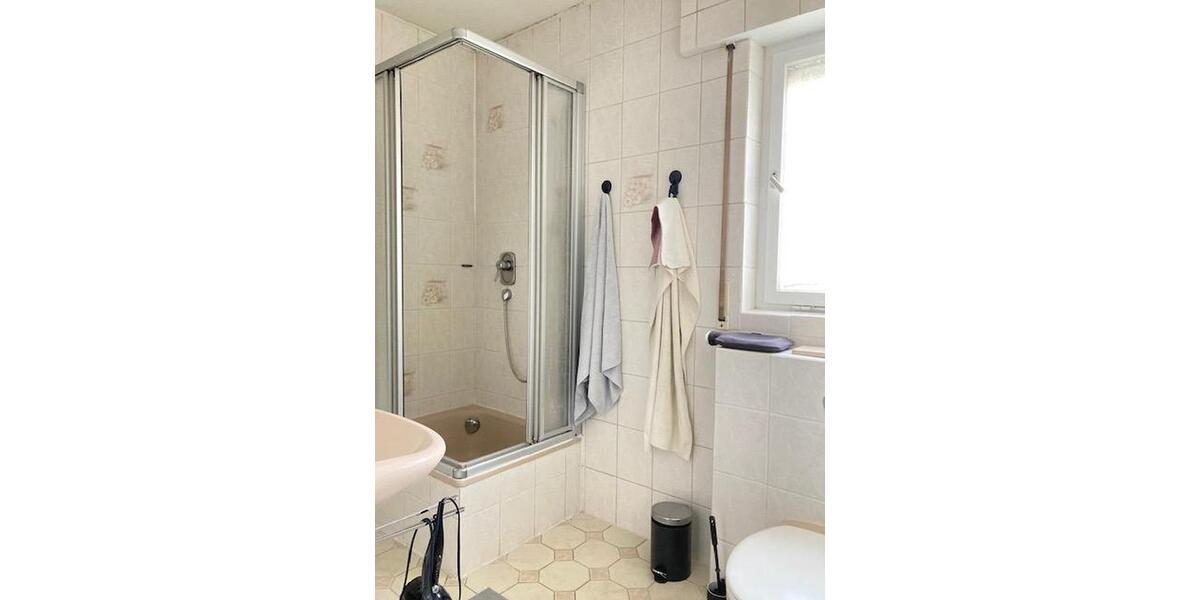 Etagenwohnung Stuttgart Hedelfingen - 3.5 Zimmer, 75 m&sup2;, 990&euro; | Angebot:25961010