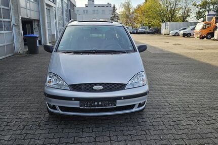 Ford Galaxy 162.105 km 2.490 &euro; Waiblingen Neustadt ( 15 km von Stuttgart ) 71336