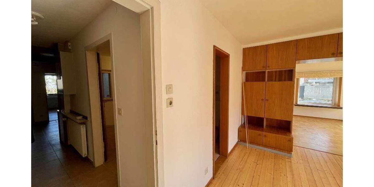 Doppelhaushälfte Renningen - 7 Zimmer, 155 m&sup2;, 2.200&euro; | Angebot:25898274