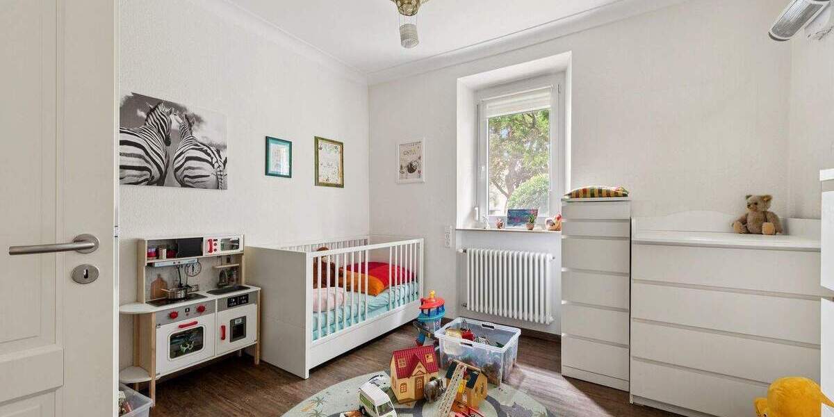 Mehrfamilienhaus, Wohnhaus Oberstenfeld - 8 Zimmer, 210 m&sup2;, 439.000&euro; | Angebot:25746108