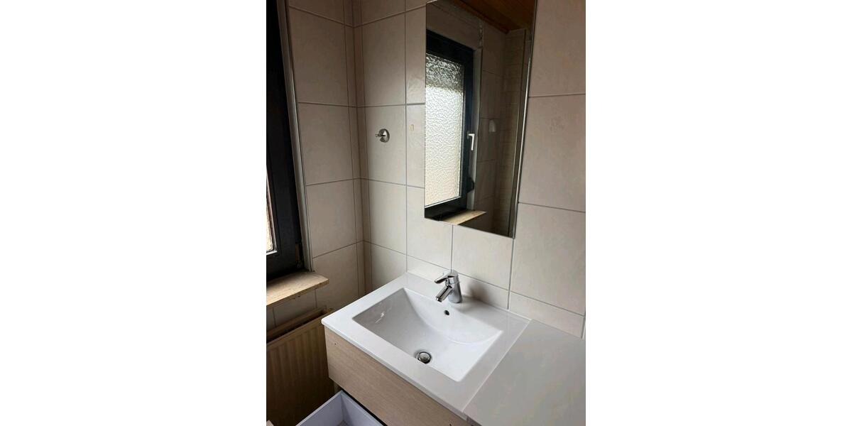 Etagenwohnung Weinstadt - 1 Zimmer, 30 m&sup2;, 500&euro; | Angebot:27609943