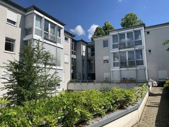 Etagenwohnung Backnang - 2 Zimmer, 47 m&sup2;, 665&euro; | Angebot:25671907