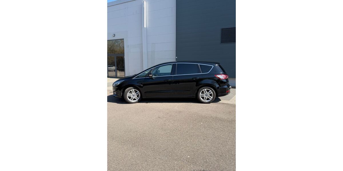 Ford S-Max 70.336 km 22.000 &euro; Erdmannhausen 71728