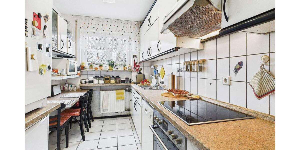 Etagenwohnung Stuttgart Bad Cannstatt - 4 Zimmer, 108 m&sup2;, 365.000&euro; | Angebot:25671744