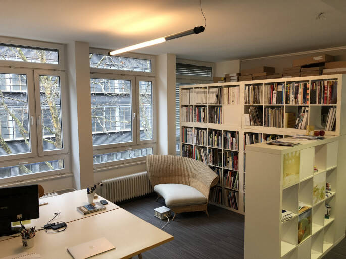 Gewerbeobjekt Stuttgart Mitte - 400&euro; | Angebot:25657728