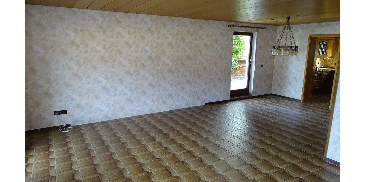 Reihenendhaus Großbottwar - 6 Zimmer, 147 m&sup2;, 449.000&euro; | Angebot:25773447