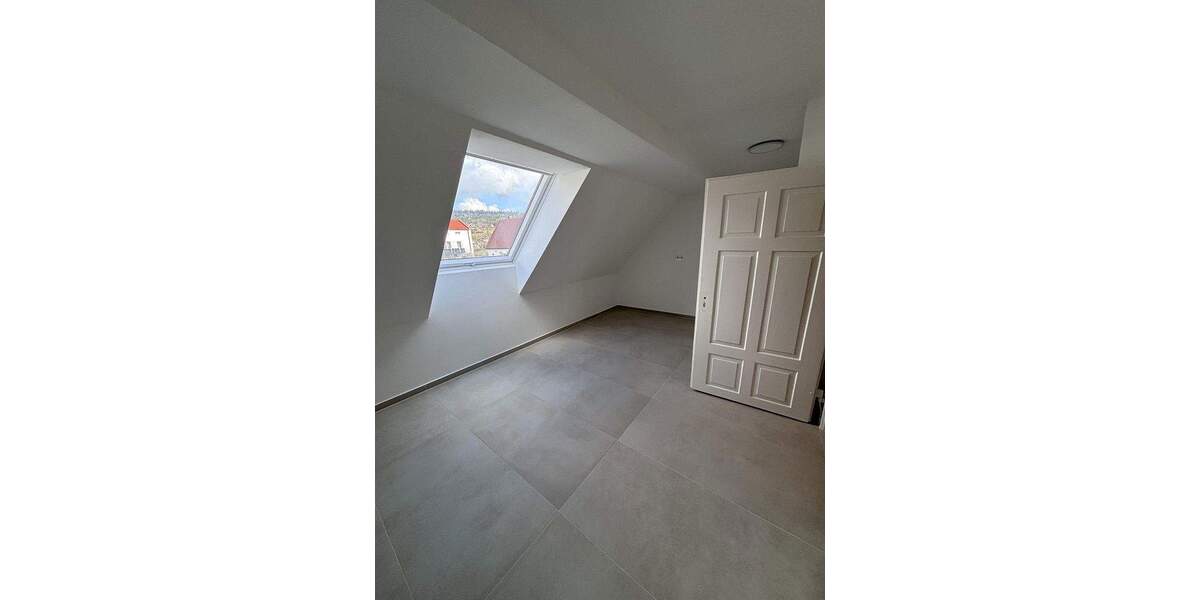 Etagenwohnung Lorch - 3 Zimmer, 105 m&sup2;, 1.149&euro; | Angebot:25674897