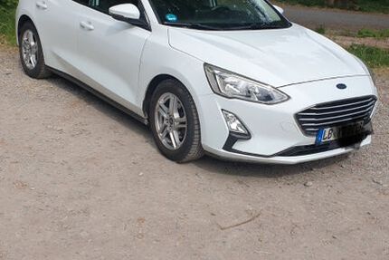 Ford Focus 136.600 km 9.999 &euro; Steinheim an der Murr 71711