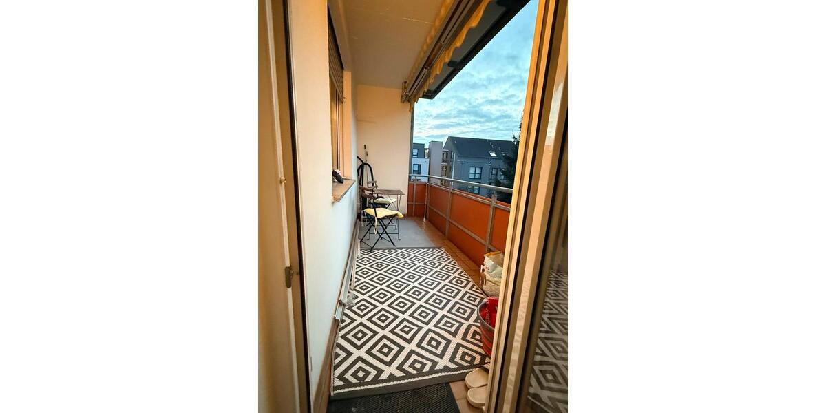 Etagenwohnung Ludwigsburg Oßweil - 3 Zimmer, 75 m&sup2;, 950&euro; | Angebot:25995939