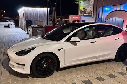 Tesla Model 3 79.500 km 28.800 &euro; Magstadt 71106