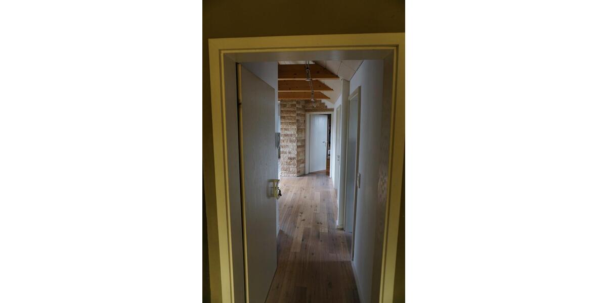 Dachgeschoßwohnung Löchgau - 3.5 Zimmer, 64 m&sup2;, 700&euro; | Angebot:26675104