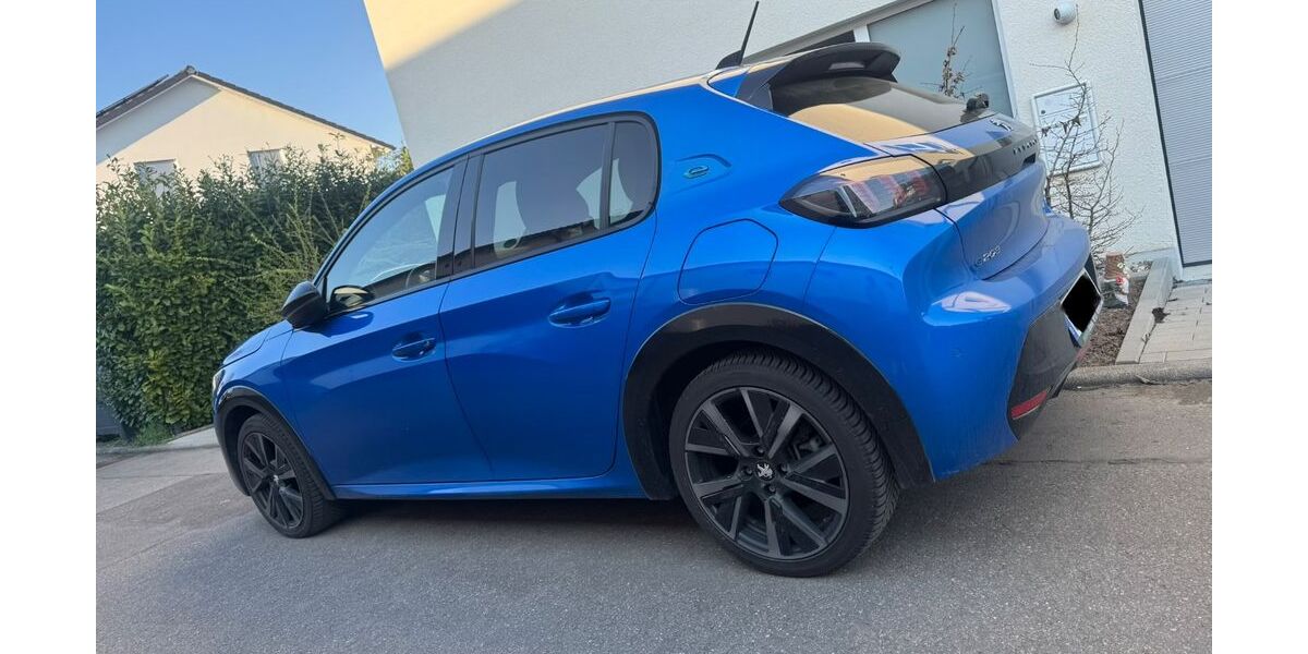 Peugeot e-208 45.000 km 19.700 &euro; Waiblingen 71336