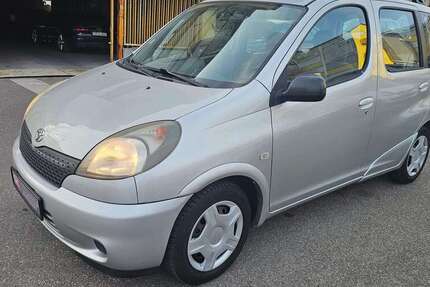 Toyota Yaris 132.000 km 4.300 &euro; Stuttgart 70469