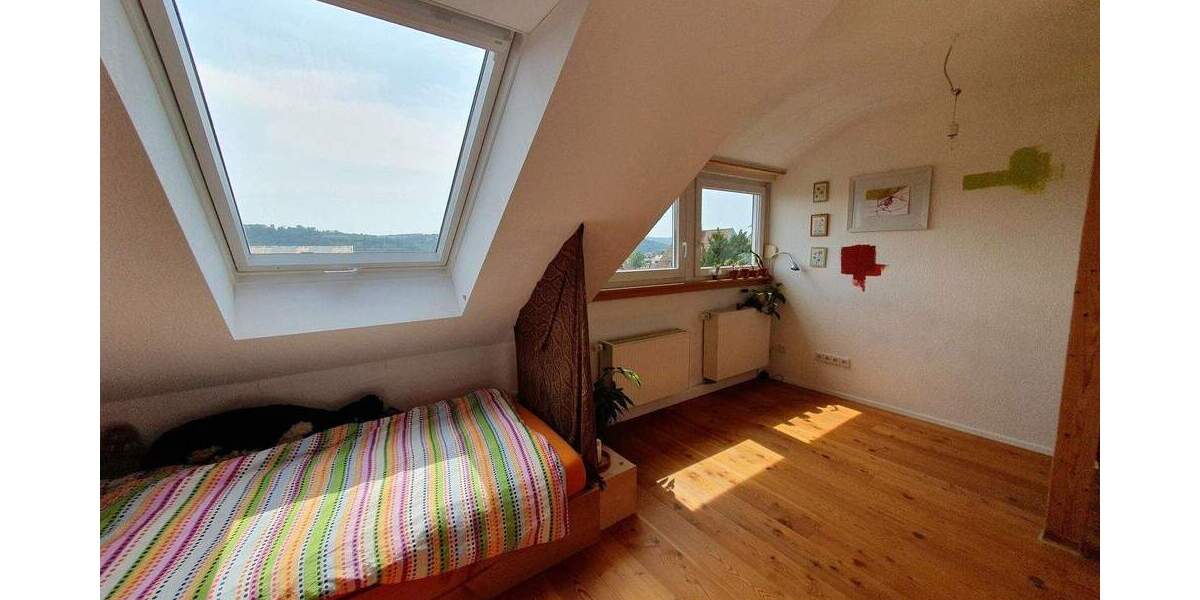 Einfamilienhaus Esslingen Oberesslingen - 7 Zimmer, 170 m&sup2;, 850.000&euro; | Angebot:25657409