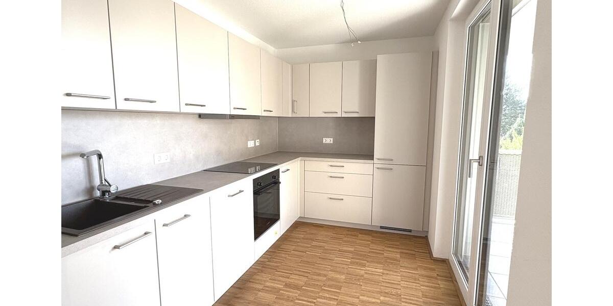 Etagenwohnung Leonberg - 4 Zimmer, 101 m&sup2;, 1.846&euro; | Angebot:23714102