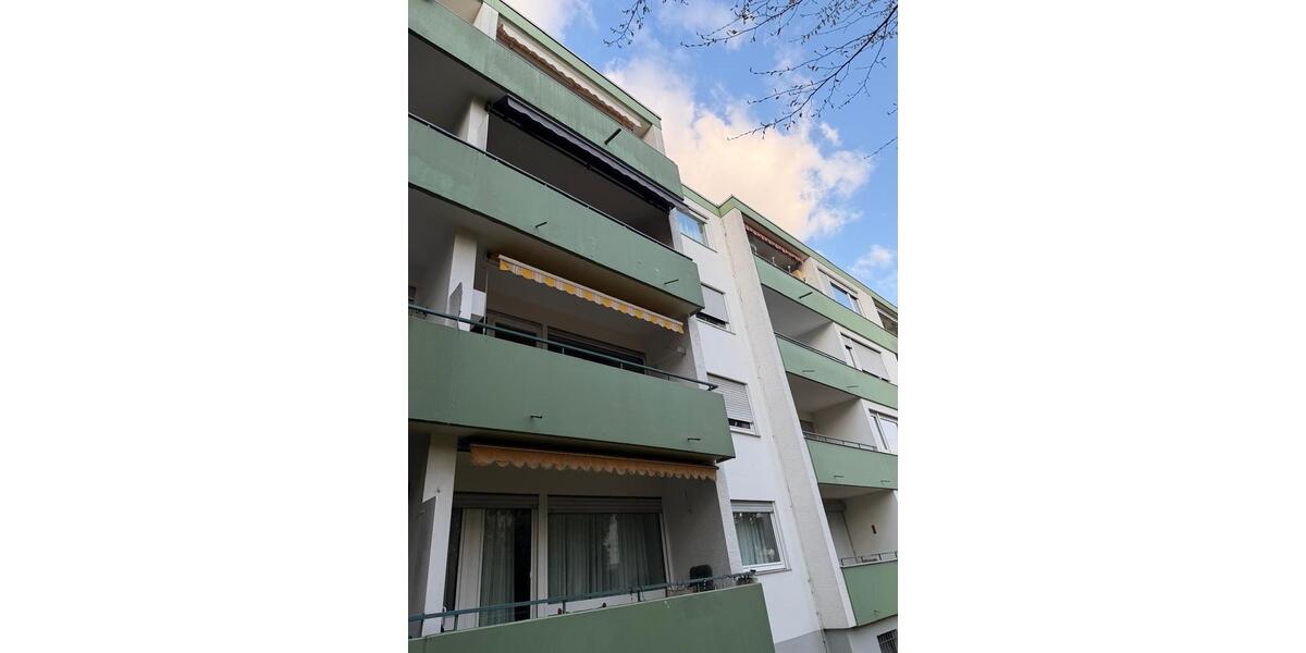 Etagenwohnung Sindelfingen Sindelfingen (Stadt) - 3 Zimmer, 72 m&sup2;, 275.000&euro; | Angebot:25876612