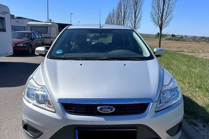 Ford Focus 83.921 km 4.390 &euro; Winnenden 71364