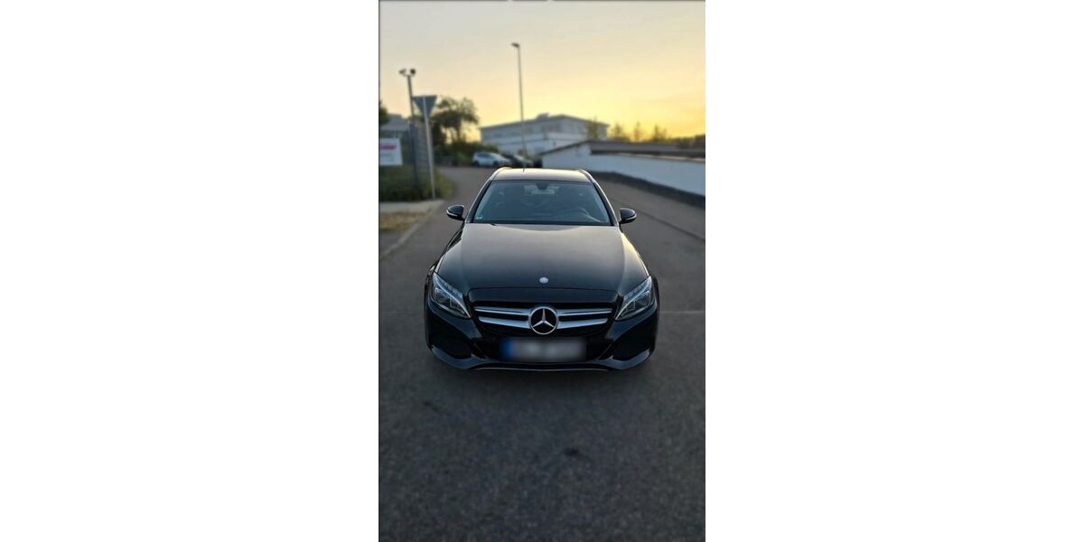 Mercedes-Benz 200 177.500 km 12.600 &euro; Winnenden 71364