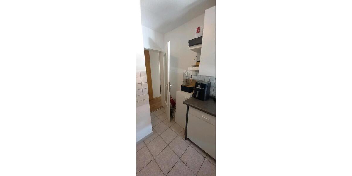 Dachgeschoßwohnung Stuttgart Feuerbach - 1 Zimmer, 38 m&sup2;, 900&euro; | Angebot:26592017