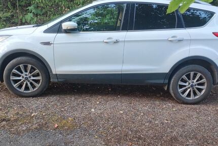 Ford Kuga 100.000 km 8.300 &euro; Beilstein 71717