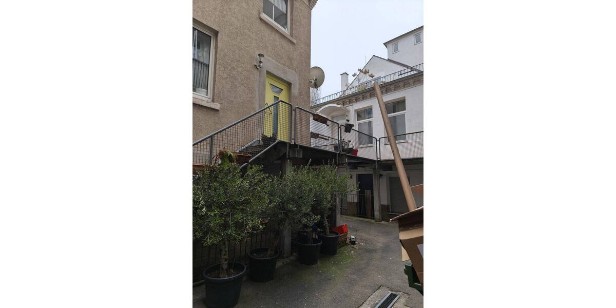 Etagenwohnung Stuttgart Süd - 2 Zimmer, 42 m&sup2;, 289.000&euro; | Angebot:26080177