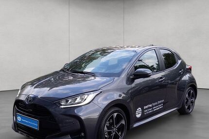 Toyota Yaris 8.320 km 27.950 &euro; Stuttgart 70469