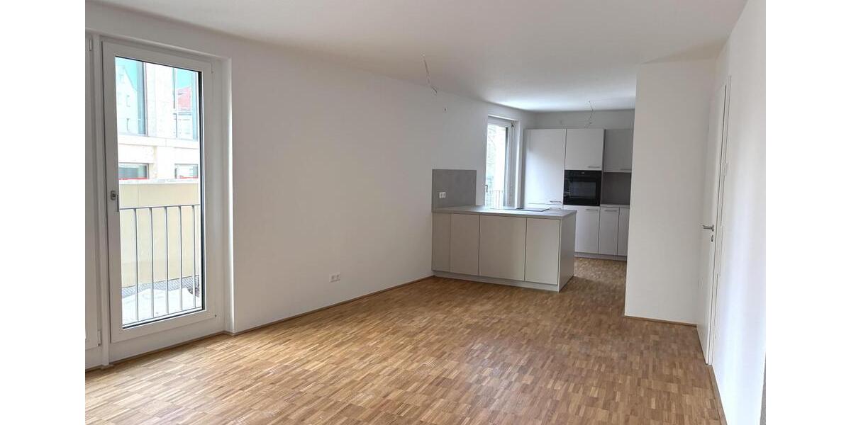 Etagenwohnung Leonberg - 3 Zimmer, 86 m&sup2;, 1.604&euro; | Angebot:23712513
