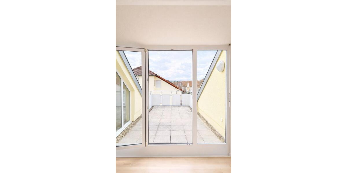 Maisonettenwohnung Ludwigsburg Hoheneck - 2.5 Zimmer, 111 m&sup2;, 1.430&euro; | Angebot:25637933