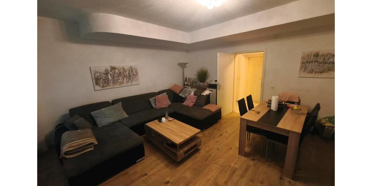 Erdgeschoßwohnung Stuttgart Bad Cannstatt - 3.5 Zimmer, 100 m&sup2;, 1.750&euro; | Angebot:27606372